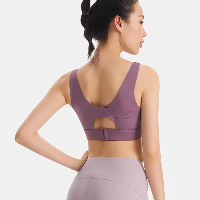 Women's Plus Size Seamless Shockproof Sports Bra for Running and Yoga