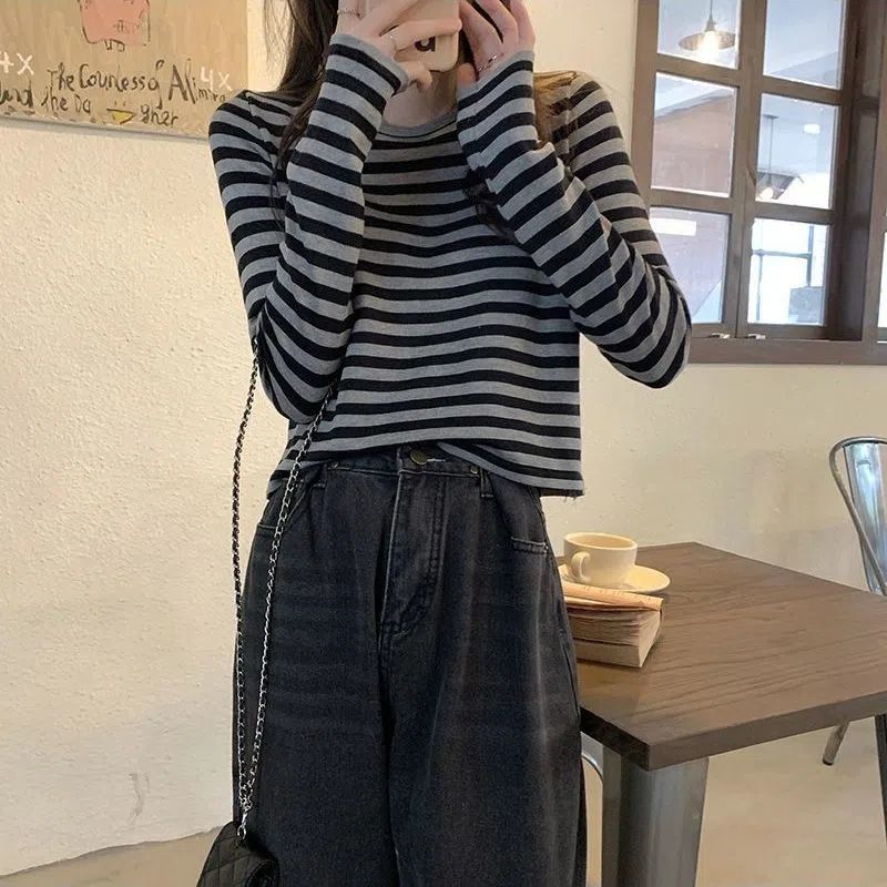 Versatile Round Neck Striped Slim Fit Short Long Sleeve Top Autumn Fashion Versatile Base Layer Women's