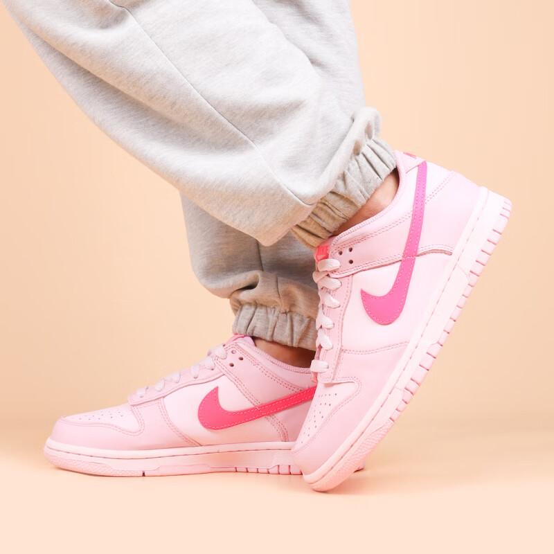 Nike Dunk Low Triple Pink (GS)