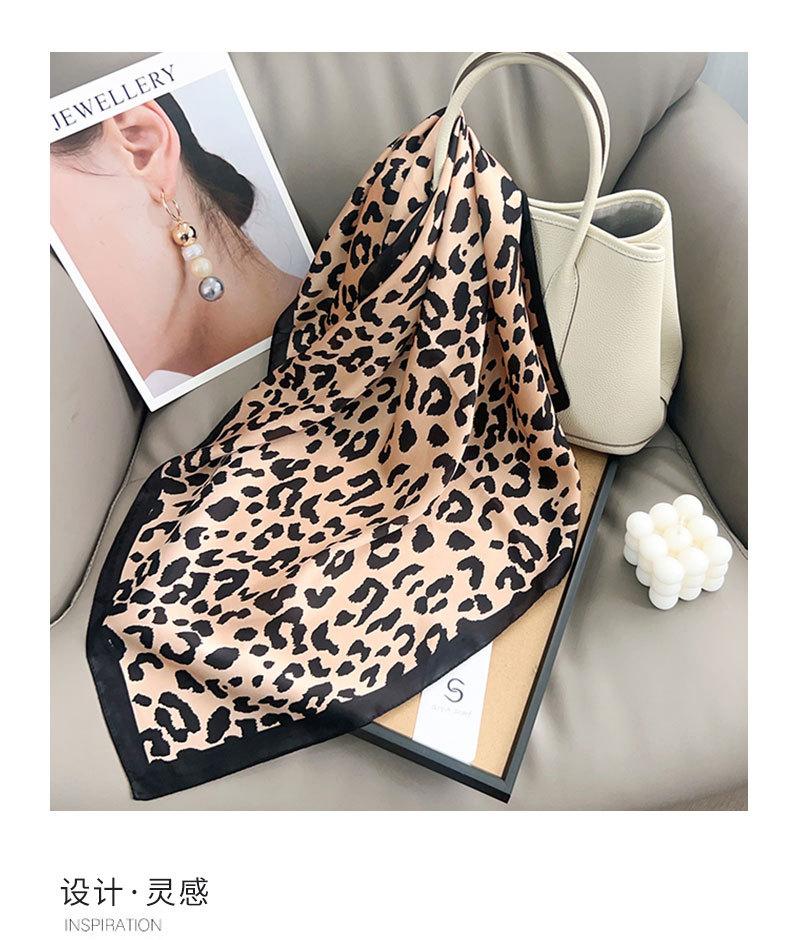 Retro Leopard Print Small Square Scarf Fashionable Versatile Scarf Spring Thin Small Silk Scarf Decorative Scarf Headband Headscarf Women