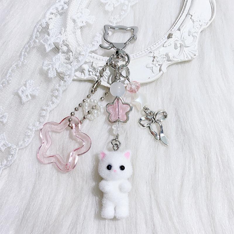 Creative Cute Flocked Kitten Strawberry Pendant Keychain Sweet Animal Keyring Backpack Decoration Accessories Best Friend Gifts
