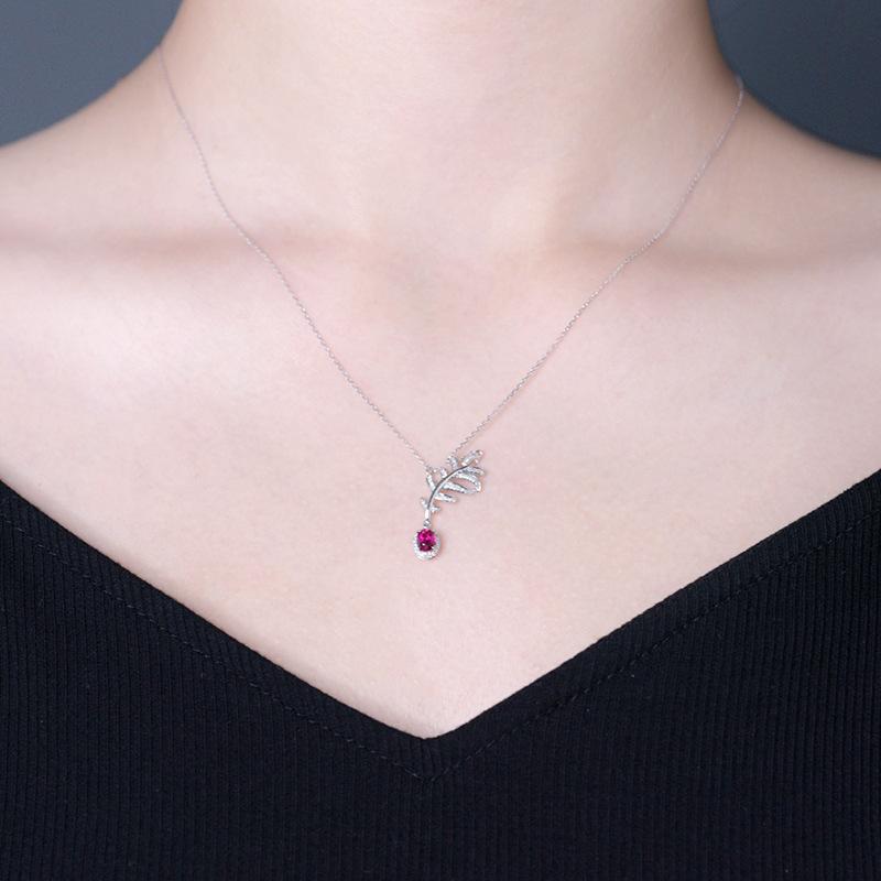 Simulation Gemstone Collarbone Chain Plated 18K Gold Zircon Inlaid Pt950 Leaf Feather Necklace Pendant
