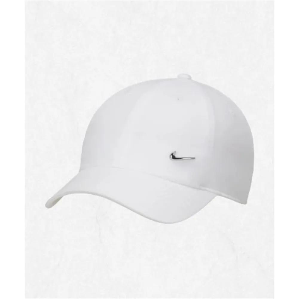 NIKE Dri-FIT Club Unstructured Metal Swoosh Cap - White: Metallic Silver FB5372-100 2386642 S/M