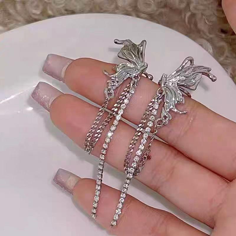Elegant Tassel Ear Cuff: No-Piercing Fairy Elf Style Earrings for Women
