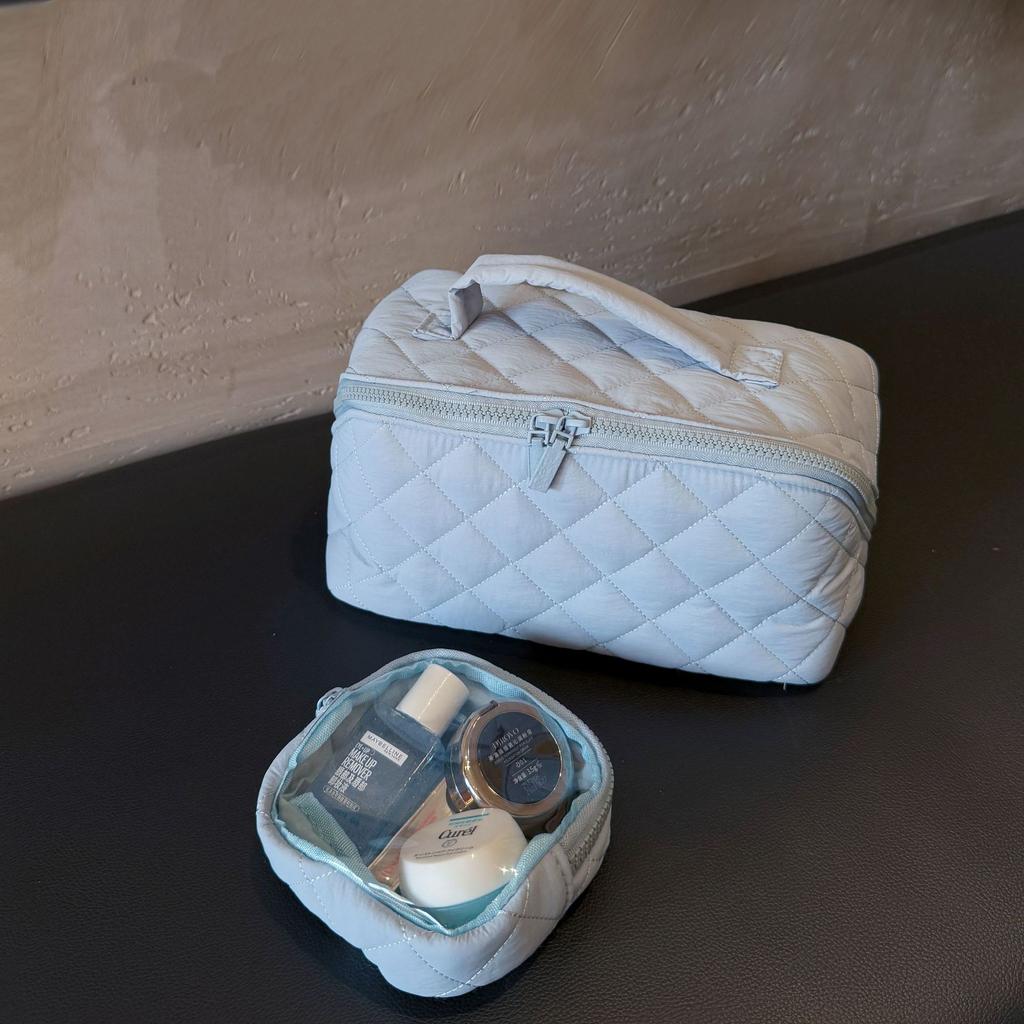 Women Large-capacity Make Up Bag Diamond-shaped Cosmetic Bag Hand-held Travel Toiletry and Storage Bag