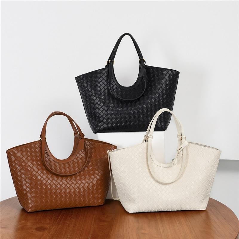 Tote Bag Woven Pattern Bag High-end Retro Fashion Women's Bag Large Capacity Commuter Shoulder Bag For Women