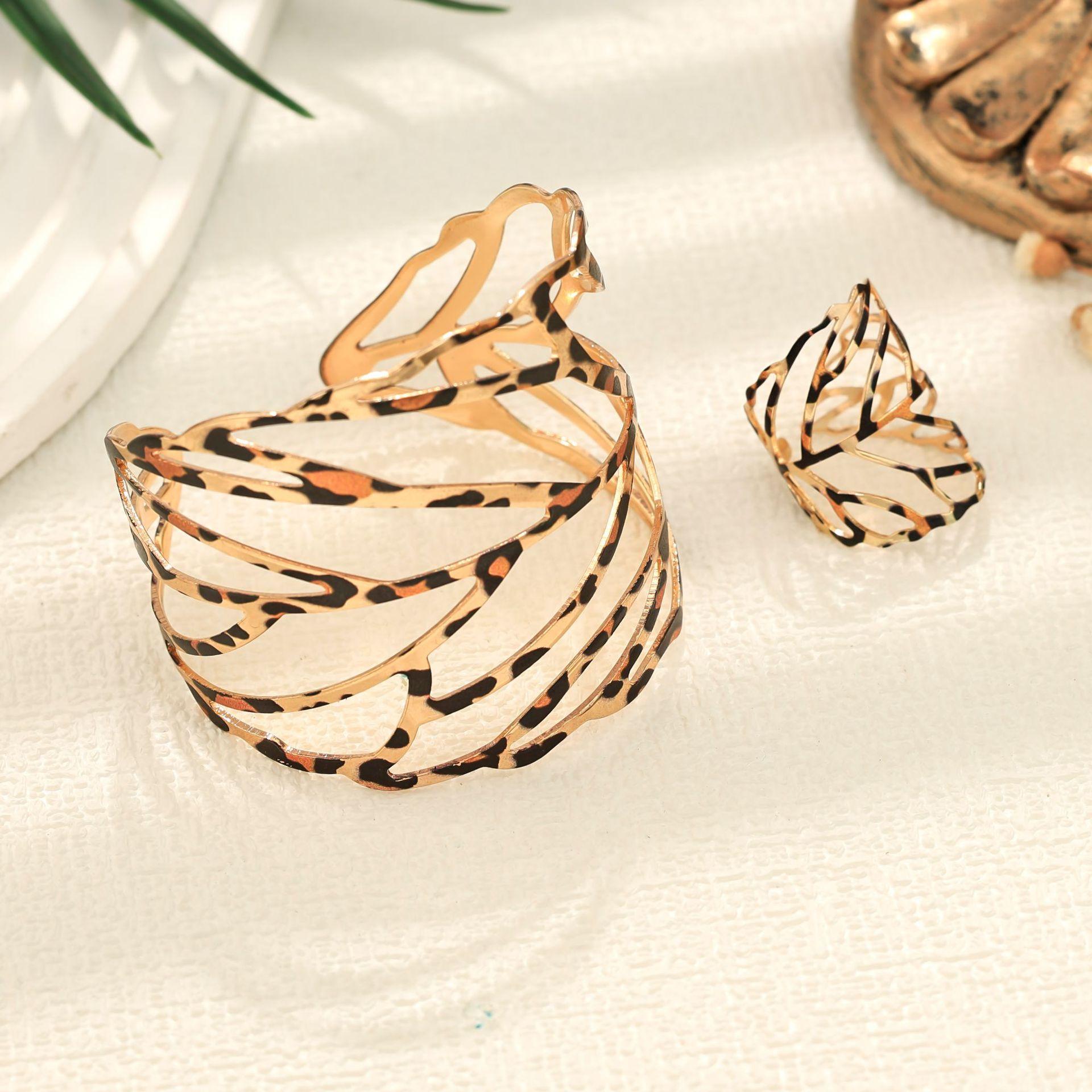 

Леопардовый принт литературная личность лист браслет леопардовый принт элегантный ретро лист кольцо женская обложка