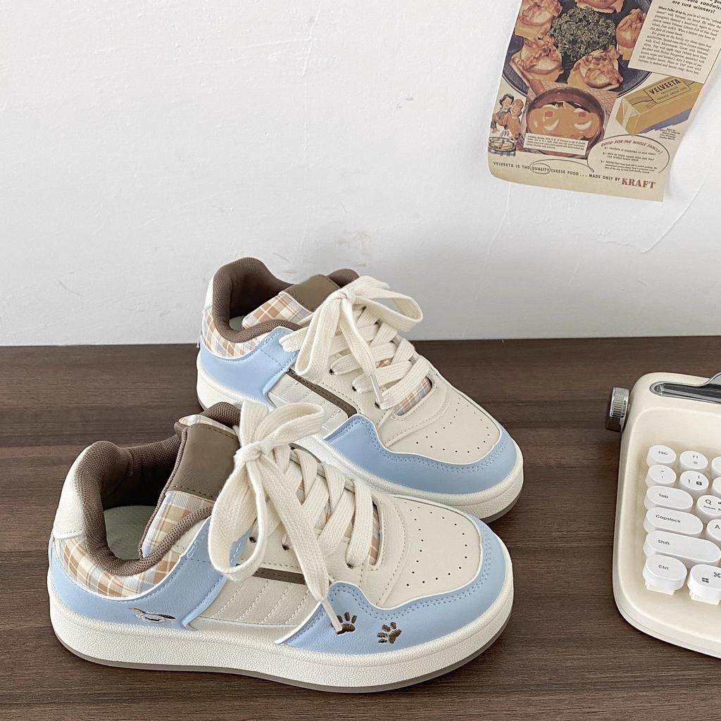Korean Casual Board Shoes, New Spring and Autumn Thick-soled Non-slip Student Bread Shoes