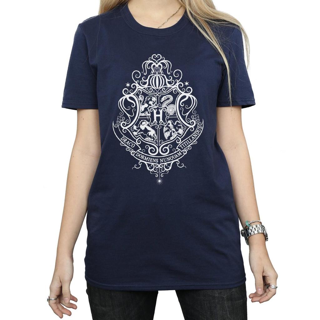 HARRY POTTER Damen/Damen Hogwarts Draco Dormiens Wappen Baumwoll-Boyfriend-T-Shirt