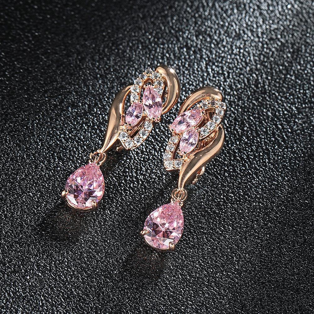 

Droplet-shaped pink diamond copper-plated champagne gold ear buckles, holiday gift earrings for women