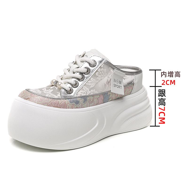 

Little white shoes women s 2025 summer new sandals children s versatile hollow mesh slippers muffin platform casual board shoes 34