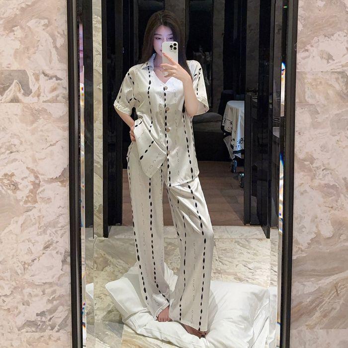 

Xia Bingxue Silk Pajamas Women s Three-piece Short Sleeve Cardigan Shirt Neck V-Neck Shorts Pants Water Drop Striped Loungewear XXL