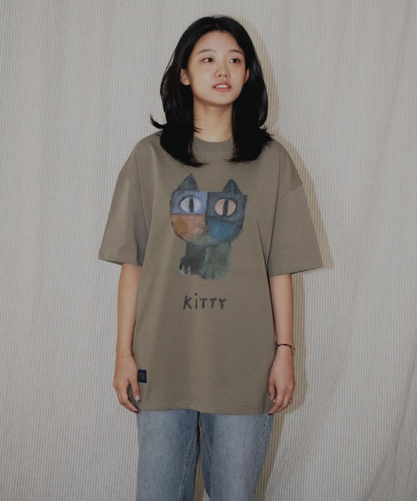 GROUNDWORK Kitty T-Shirt / Dark Beige