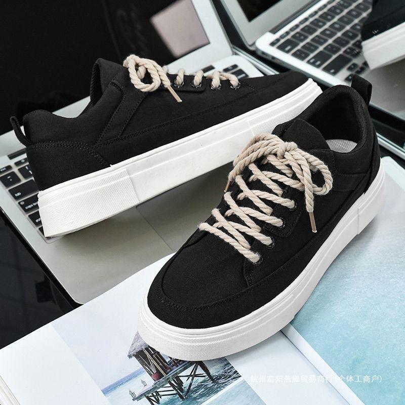 Canvas men's shoes 2024 new niche design versatile casual board shoes student sports black cloth shoes trendy shoes
