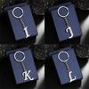 Porte-clés Mode Alphabet A-Z Charms Lettre Tendance Créatif Porte-clés 26 Initiales Pendentif Accessoires de Décoration de Sac à Dos Cadeau