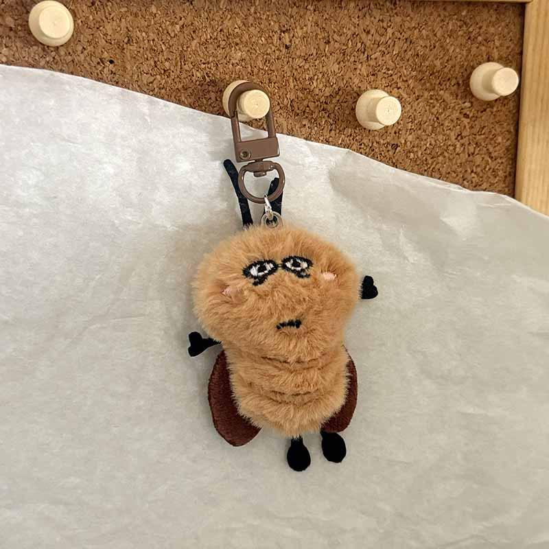 Cute Cartoon Cockroach Plush Keychain: Fun Schoolbag Pendant & Bestie Gift