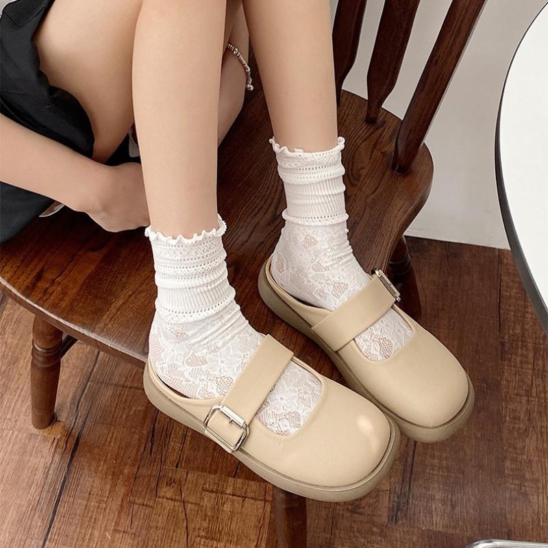 

Fashion 2025 New Fashionable Shoes Women Cover Toe Slippers Casual Slides Loafers Low Soft Luxury Rome Sandals PU Leisure Shoes 35
