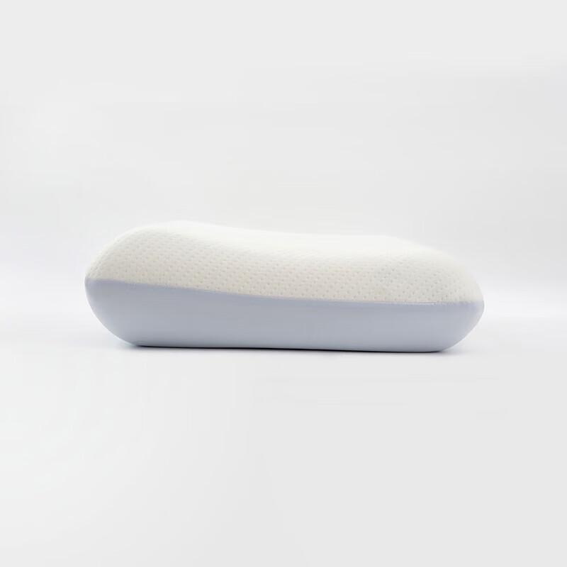 MUJI Reversible Cooling Memory Foam Pillow