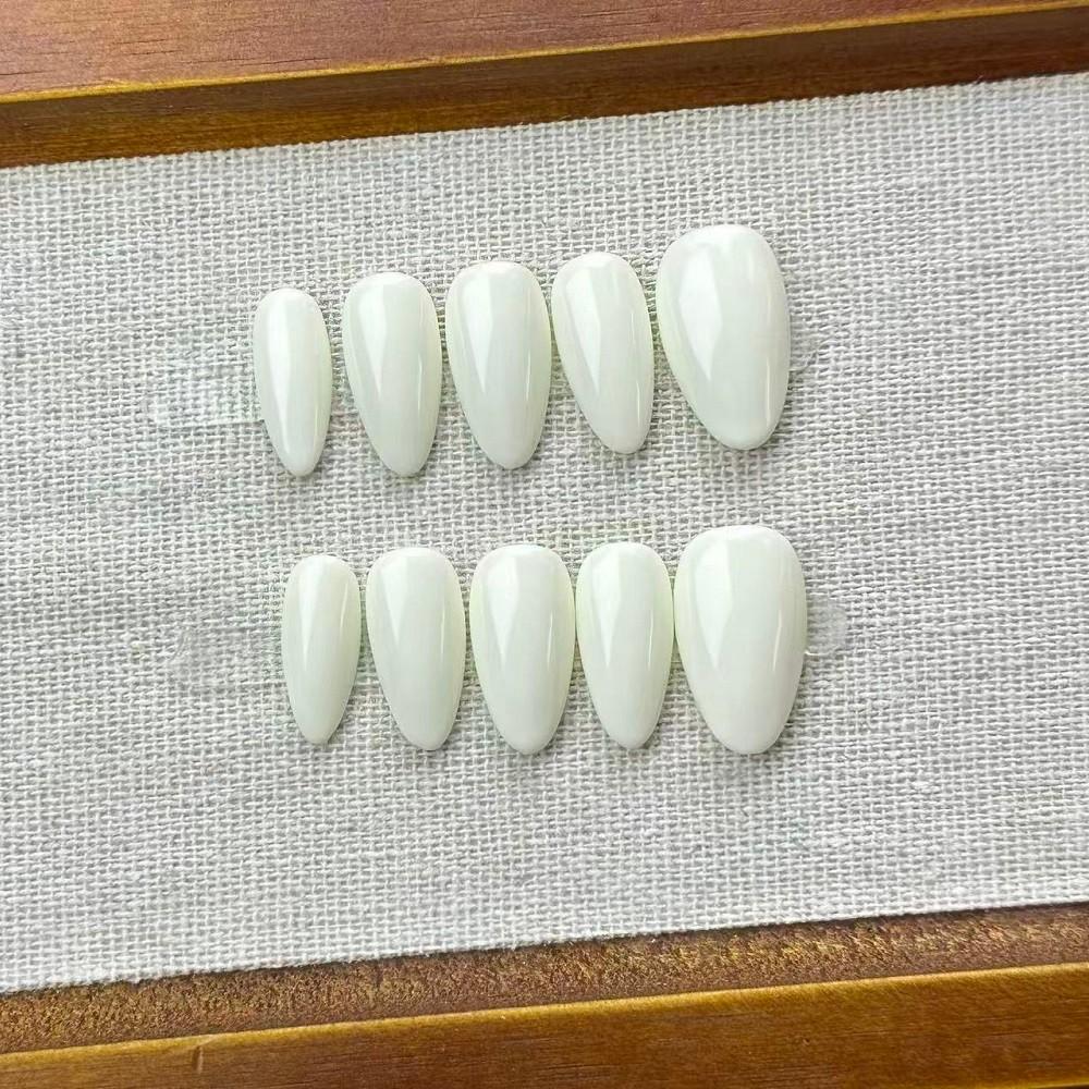 Handmade Press On Nails Glossy Solid Cream White Phototherapy Fake Nail Patch Artificial Nail Reusable