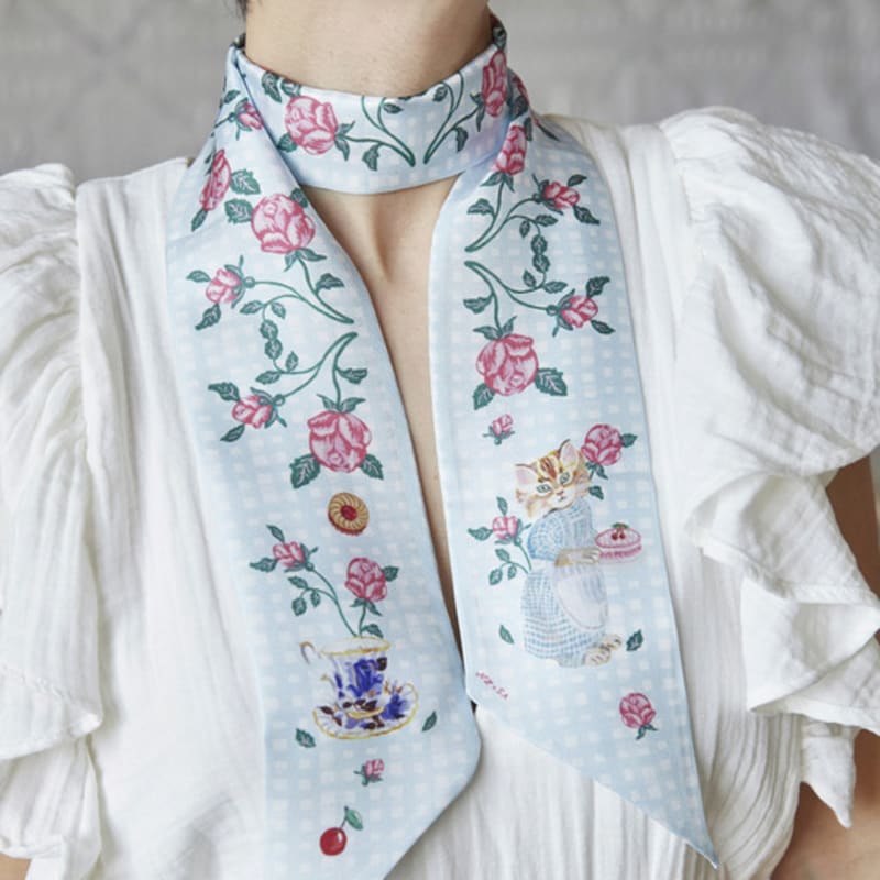 

SOCKS APPEAL NAT twilly silk scarf cake cat free