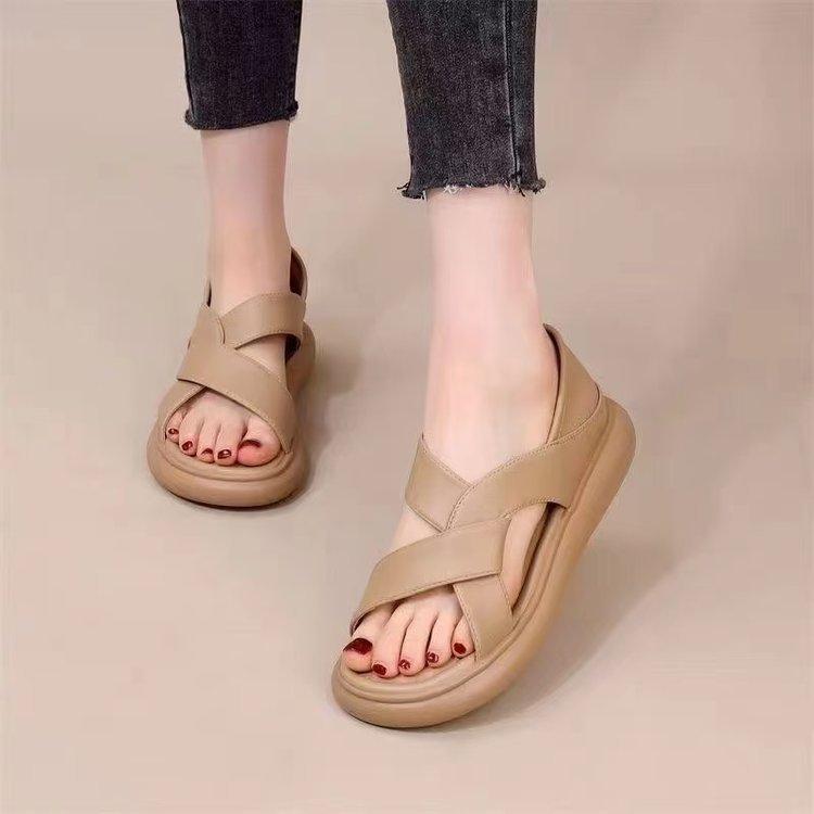 Roman sandals women's bag heel 2025 summer new fashion versatile flat comfortable pregnant women one pedal soft leather beach shoes