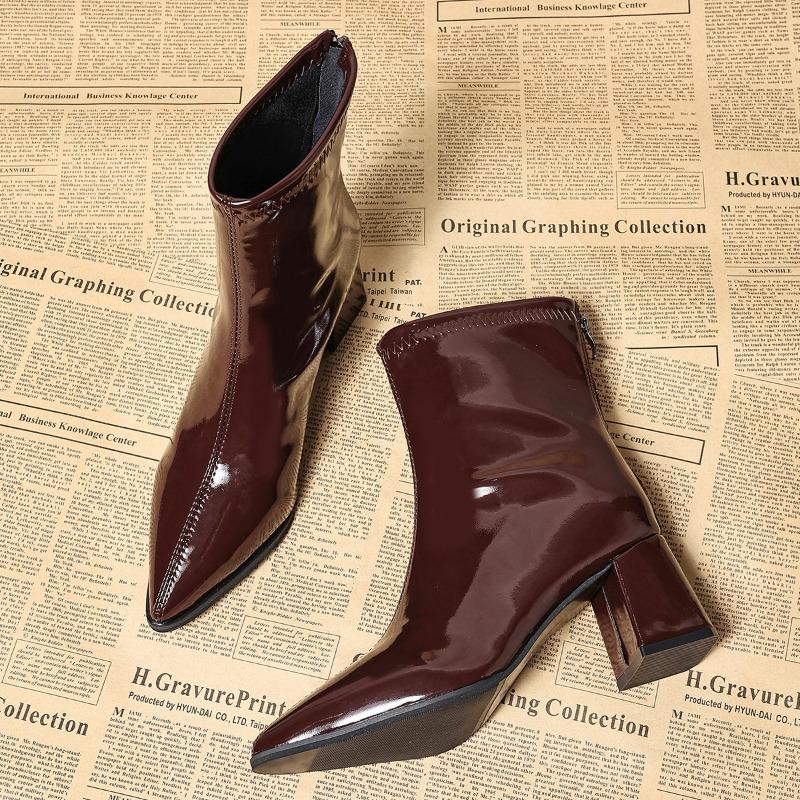 

Модный темперамент Французский острый носок Высокие каблуки Осень и Зима Корейские ботильоны 2025 Осень Новые Высокая мода Облегающие ботильоны 43 коричневый