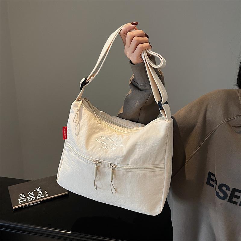 Women's Nylon Crossbody Tote: Large Capacity 2025 Fashion Shoulder Bag