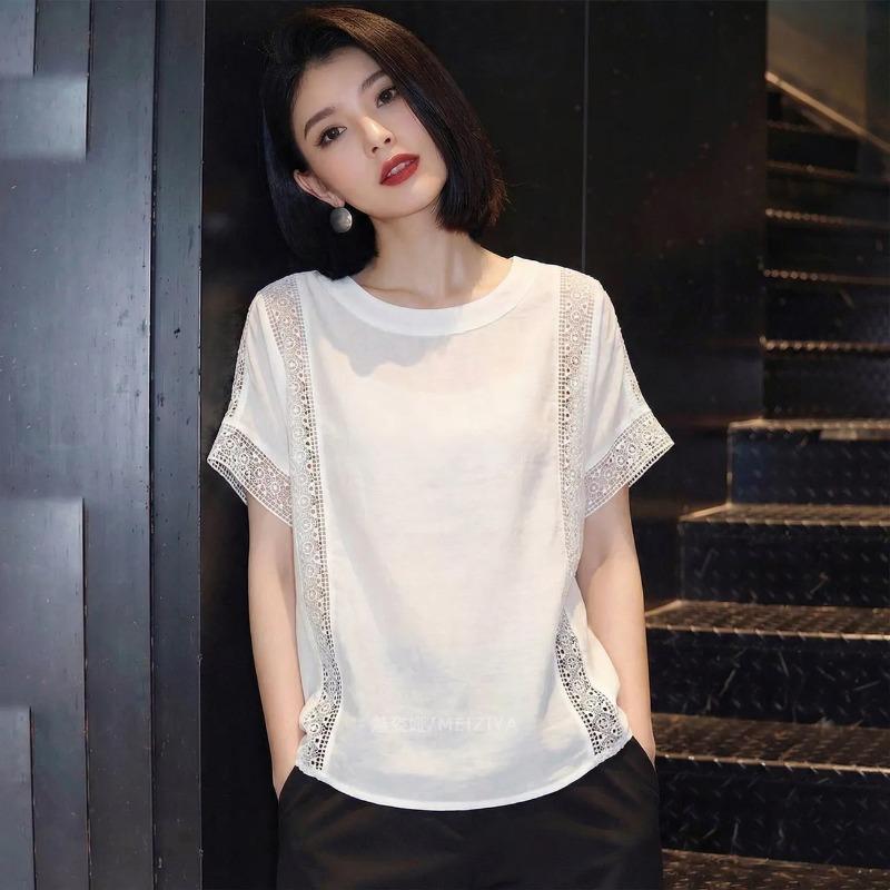 Women's White Hollow Lace Spliced Round Neck Loose Short Sleeve Blouse