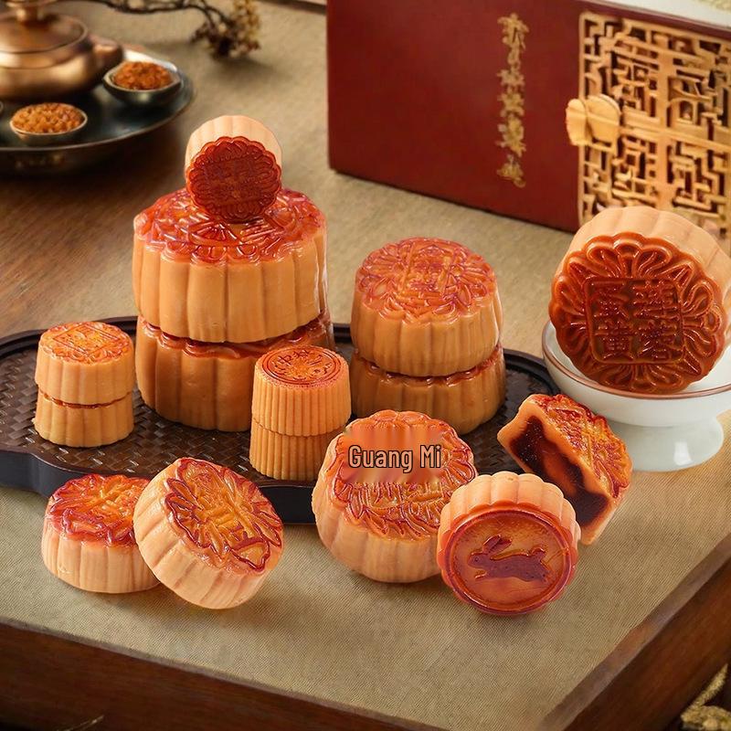 PVC Mooncake Model: Mid-Autumn Festival Green Bean Pastry Toy Prop
