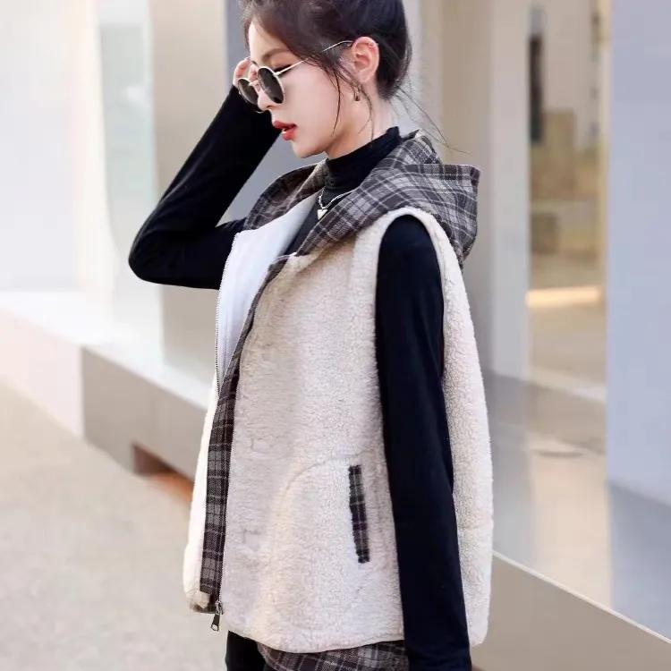 Lamb Wool Vest Women's Spring and Autumn Loose Plaid Hooded Stitching Sleeveless Vest Outer Jacket Women