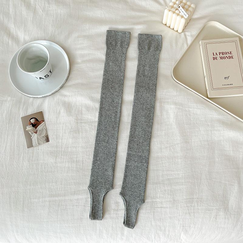1 Pairs Woman Elegant Leg Warmer Trends Calf New Women Stockings Fashion Solid Color Thin Breathable Simple Long Knee High Socks
