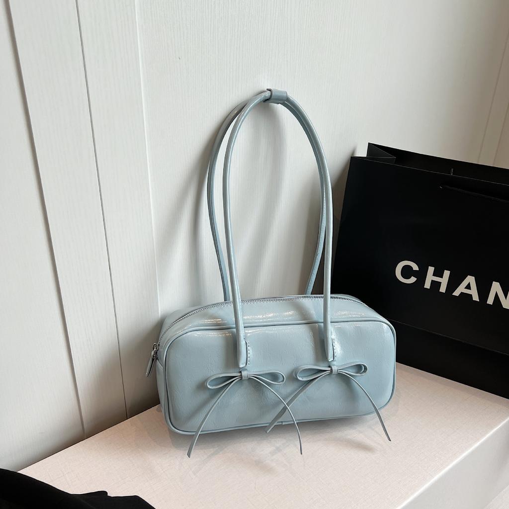 Premium texture underarm bag women's winter 2025 popular shoulder bag large capacity commuter handbag
