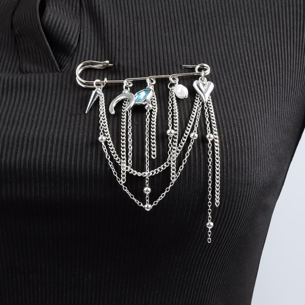 Love Moon Element Tassel Brooch Clothing Light Luxury Functional Pin Accessories