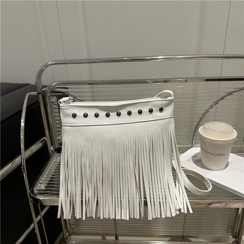 Tassel Rivet Large-capacity Bag Women's New Women's Bag Simple and Popular Women's Shoulder Bag Simple Messenger Bag