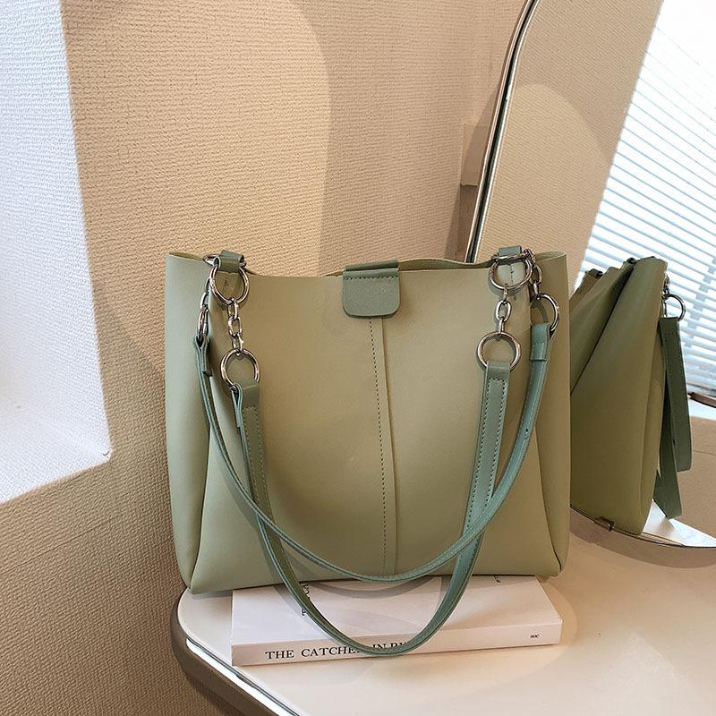 

Новая нишевая сумка-тоут женская большой вместимости женская сумка для поездок на работу сумка-ведро через плечо для студентки