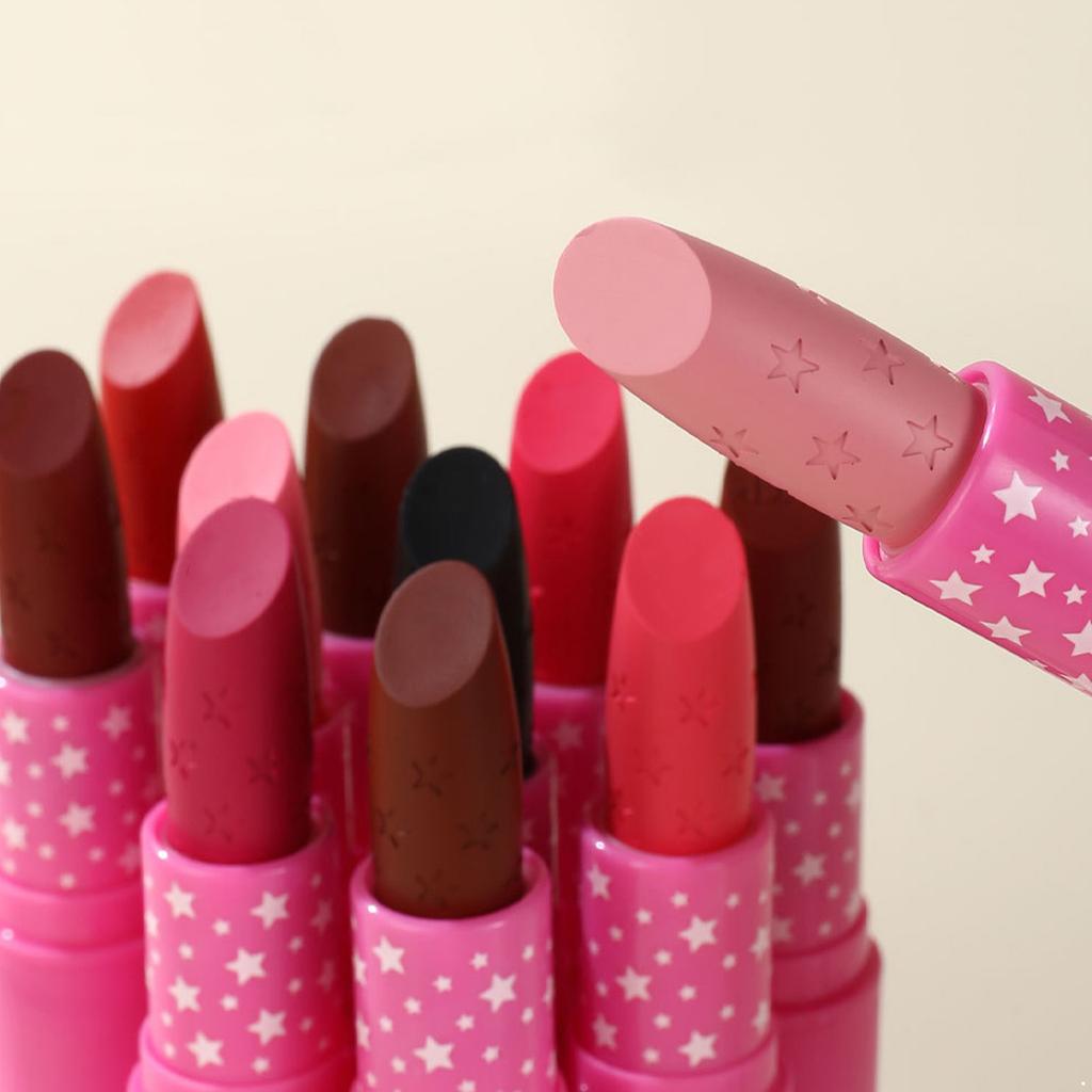 Samtiges Mattes Lippenstift für Damen, Wasserfest Langanhaltend Nichtklebend, Reichhaltiges Pigment Sternenmuster, Perfekt für den täglichen Gebrauch, Feiertagsveranstaltungen