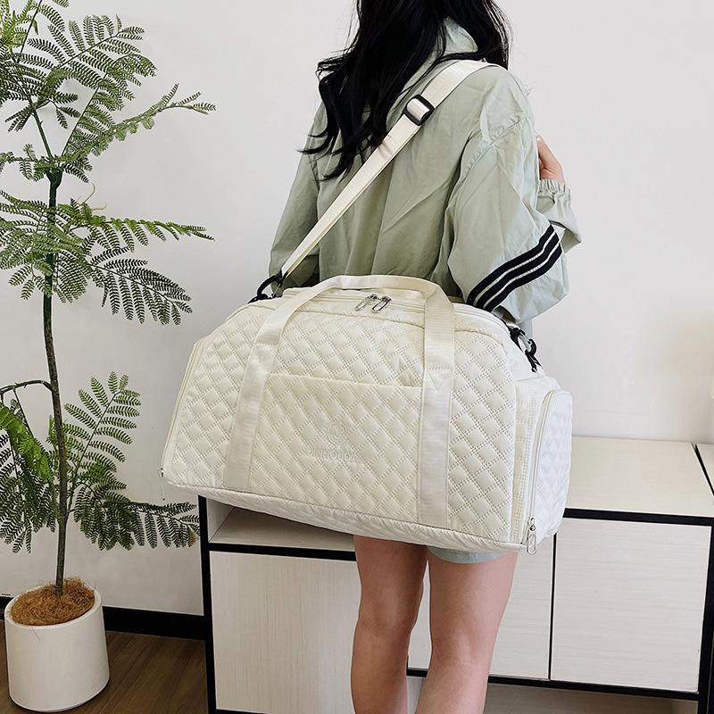 Short-distance Large Capacity Pure Color Belt Shoe Storage Portable Travel Bag Dry Wet Separation Sports Gym Bag Can Be Used for Pulling Rod