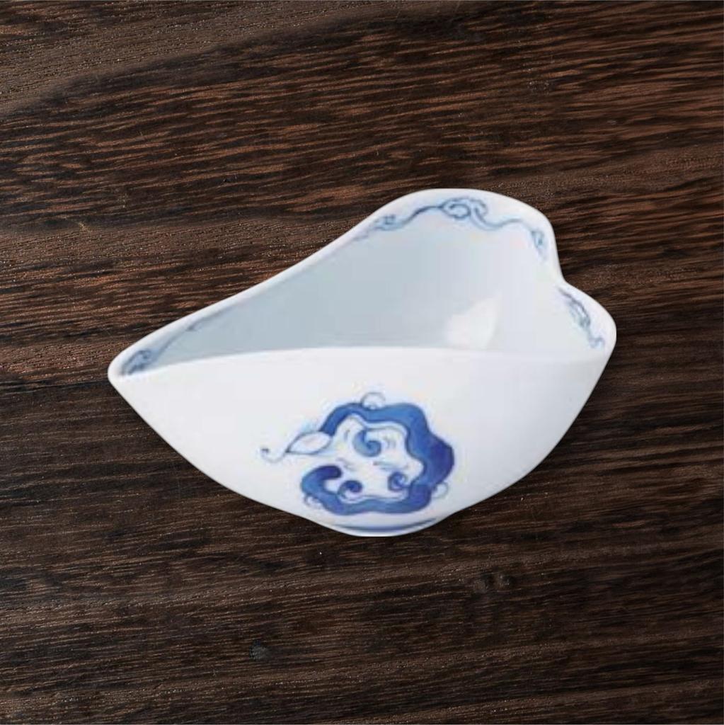 Takumifu Arita Ware 11cm Side Plate with Cloud Dragon Pattern, for Tea Sipping, Made in Japan