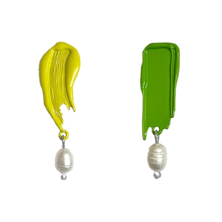 

Unique Oil Painting Touch Earrings Youthful Fashion Accessories for Adding Charm to Everyday Outfits and Social Event
