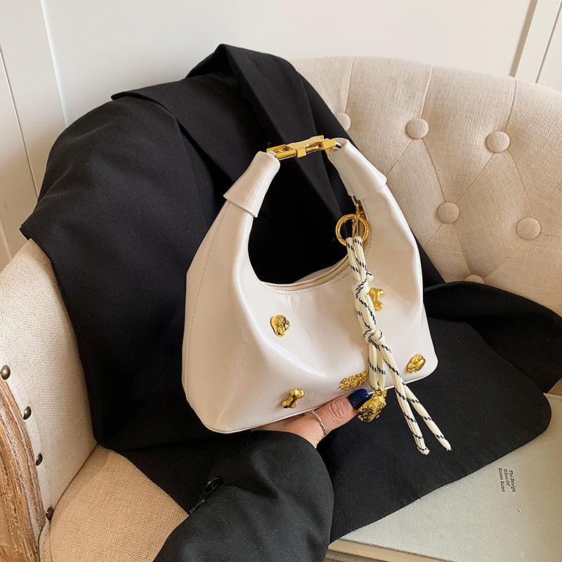 

Винтажная сумка через плечо Nanfeng из кожи с масляной восковой пропиткой 2025 - Ретро трендовая женская сумка кроссбоди Includes Pendant грязно-белый