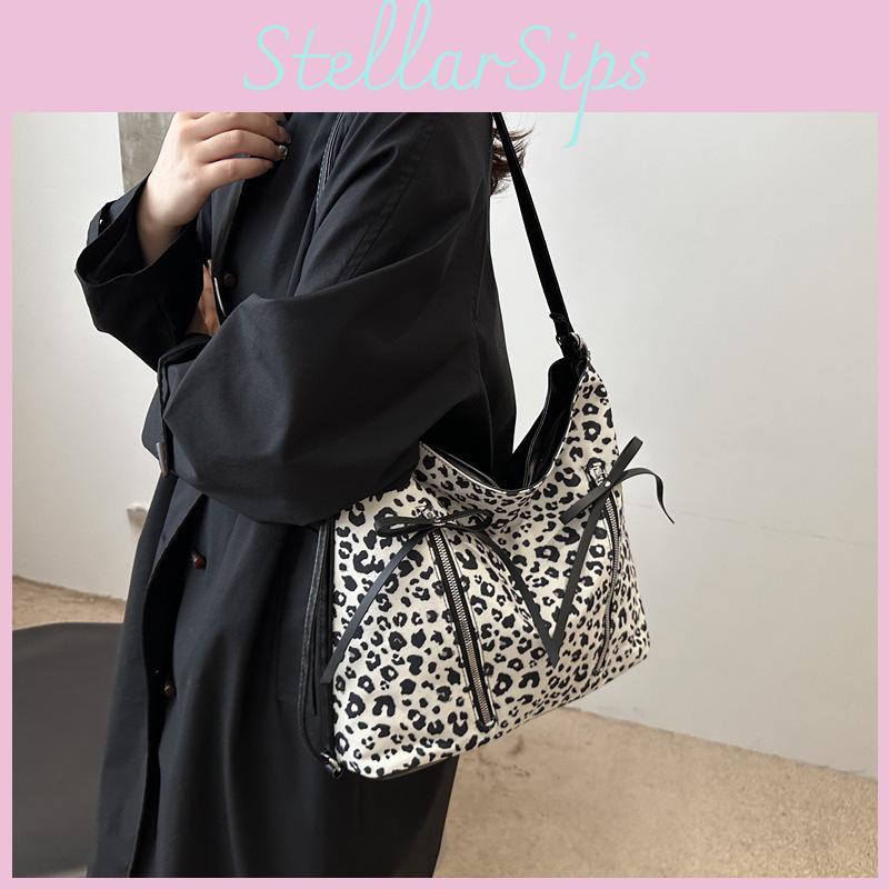 Trendy Leopard Print Fashionable Tote Bag Stylish Chic Design Versatile Shoulder And Crossbody Bag In Deep Brown And Khaki Colors