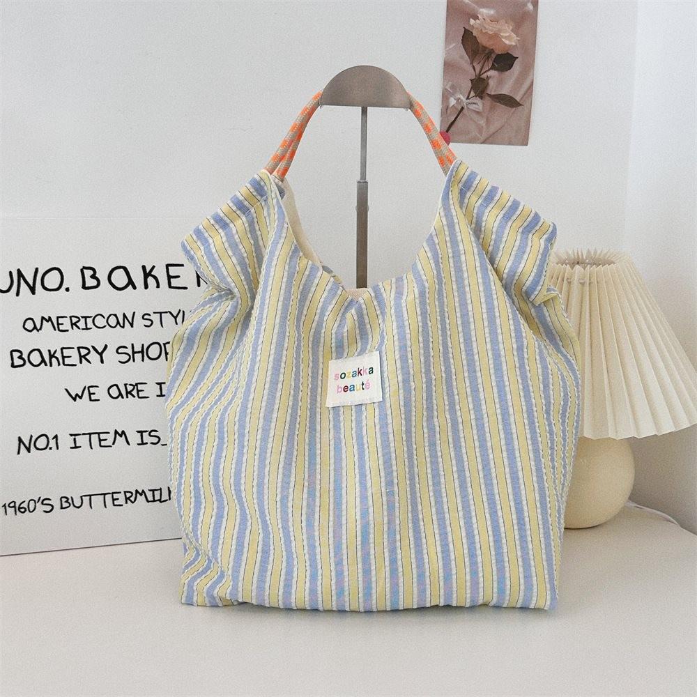 Stylish Canvas Tote Bag For Women Large Capacity Casual Travel And Commute With Fresh Floral Stripes