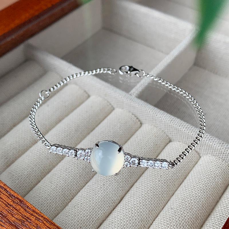 

Изысканный круглый халцедоновый регулируемый браслет для женщин - Элегантный китайский дизайн