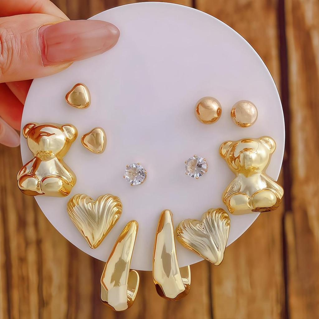 Golden Ladies' Fashion Stud Earrings Set - Trendy, Cold Style, High-End, Simple Design