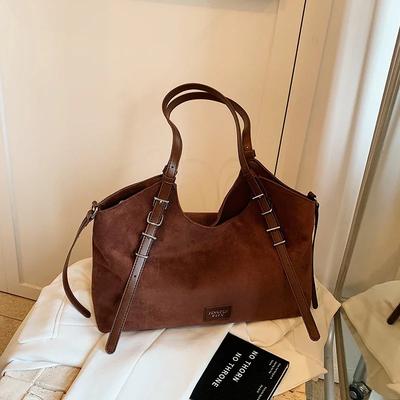 Kadınlar için retro mat çanta çok yönlü tek omuz çantası geniş kapasiteli seyahat çantası yeni moda