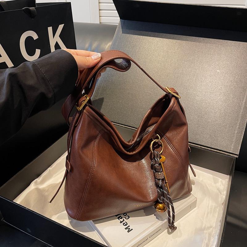 Lazy Wind Bag Women's Large-capacity New Autumn and Winter Retro Shoulder Messenger Bag Commuter Tote Bag