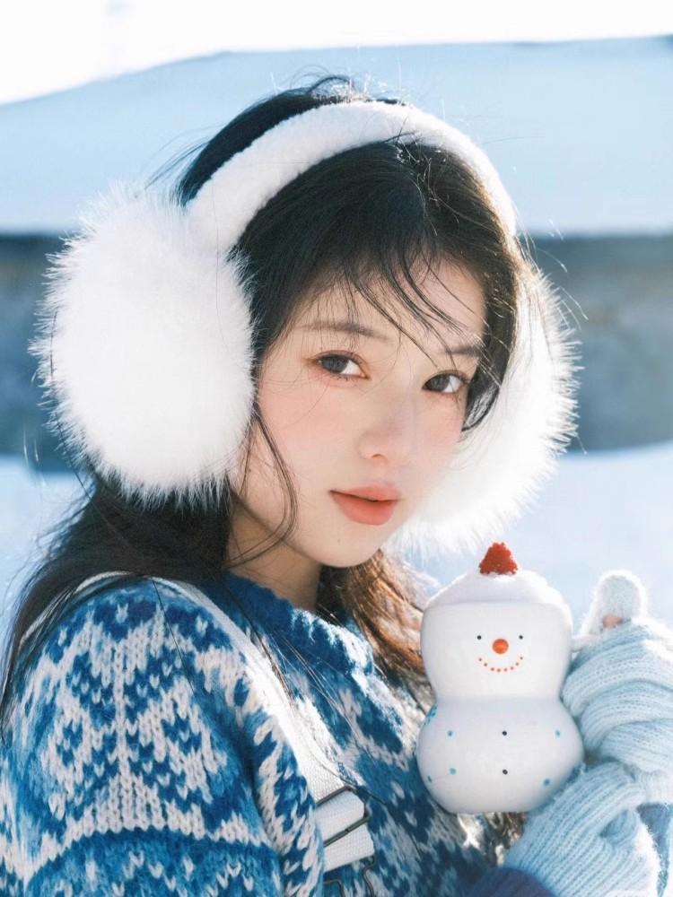 Winter Warm Earmuffs White Suede Plush Earmuffs for Women Foldable Soft Thicken Earmuffs Cute Simple Earlap Accessories Earmuff
