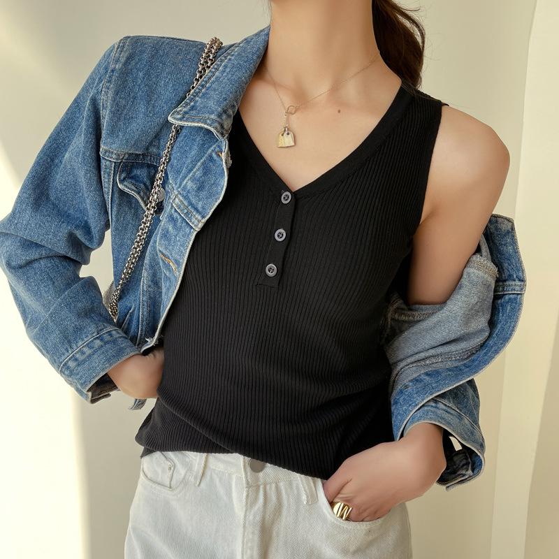 

Маленький жилет с халтером, женская трикотажная одежда с V-образным вырезом, свободный дизайн, летняя тонкая пуговица, облегающая блузка без рукавов One size