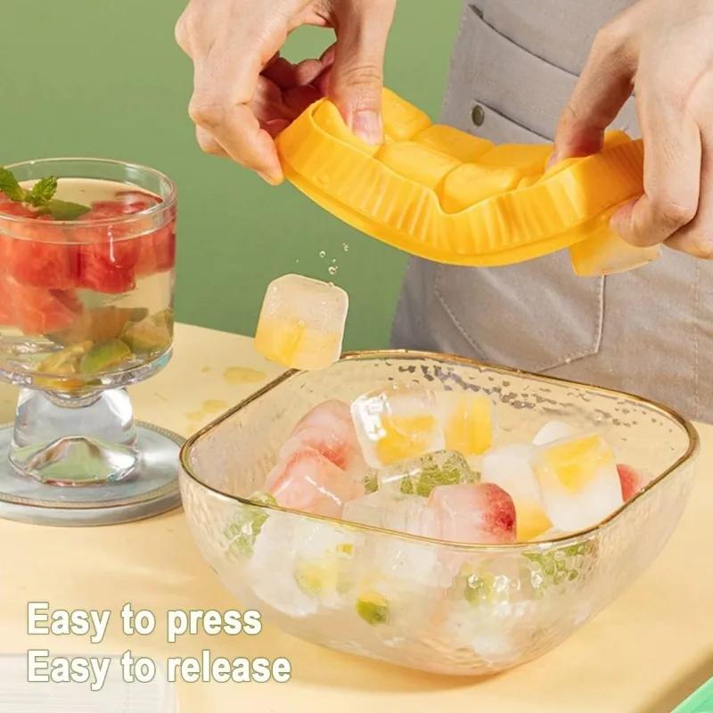1-4PCS Food Grade Silicone Ice Cube Tray Lid Popsicle Maker Mold Food Freezer Storage Easy Release Soft Ice Tray for Kitchen