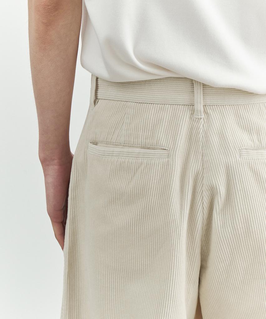 Musinsa Standard 8W Corduroy Balloon Pants [Cream]